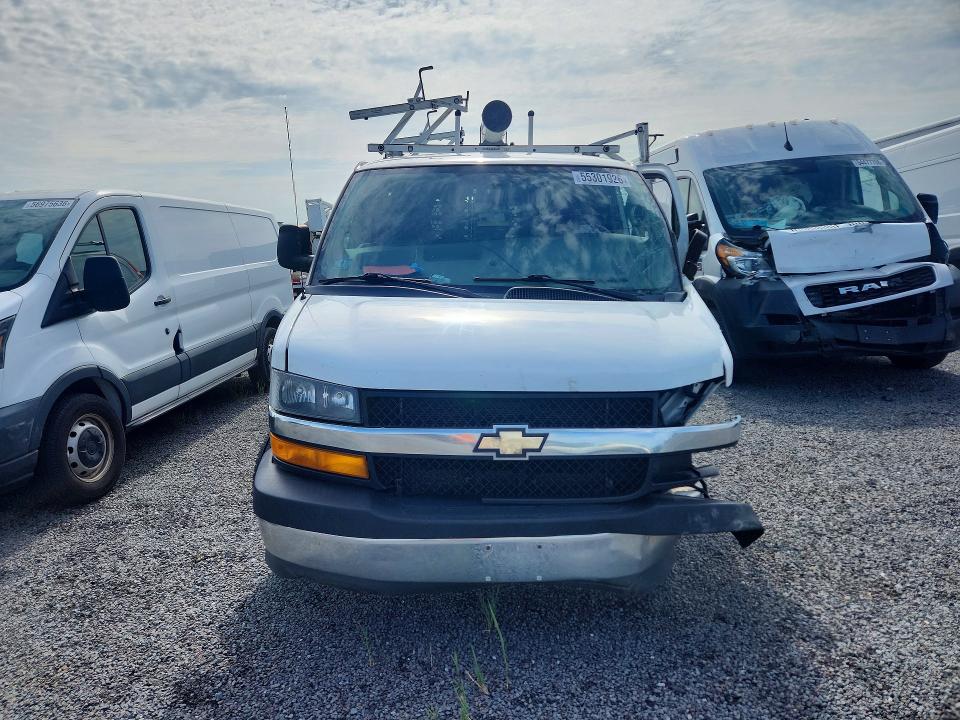 55301926 :رقم المزاد ، 1GCWGAFG7J1903953 vin ، 2018 Chevrolet Express G2500 مزاد بيع