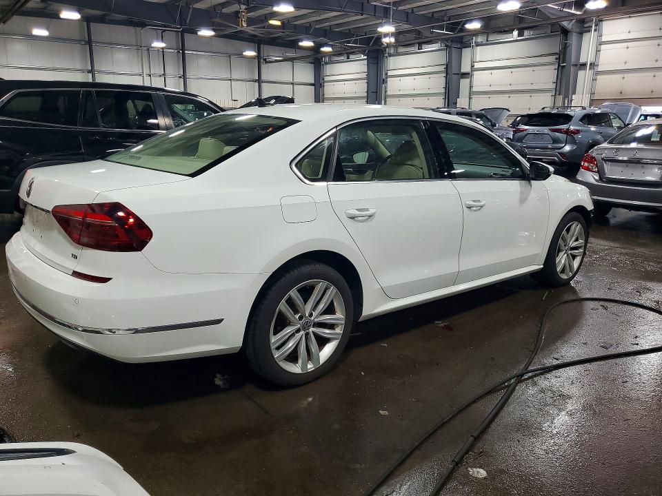 2018 Volkswagen Passat მანქანა იყიდება აუქციონზე, vin: 1VWBA7A31JC001730, აუქციონის ნომერი: 59091436