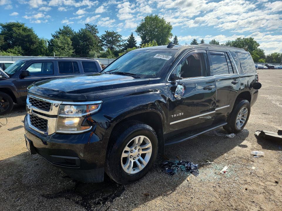 58725206 :رقم المزاد ، 1GNSKBKC2HR172146 vin ، 2017 Chevrolet Tahoe مزاد بيع