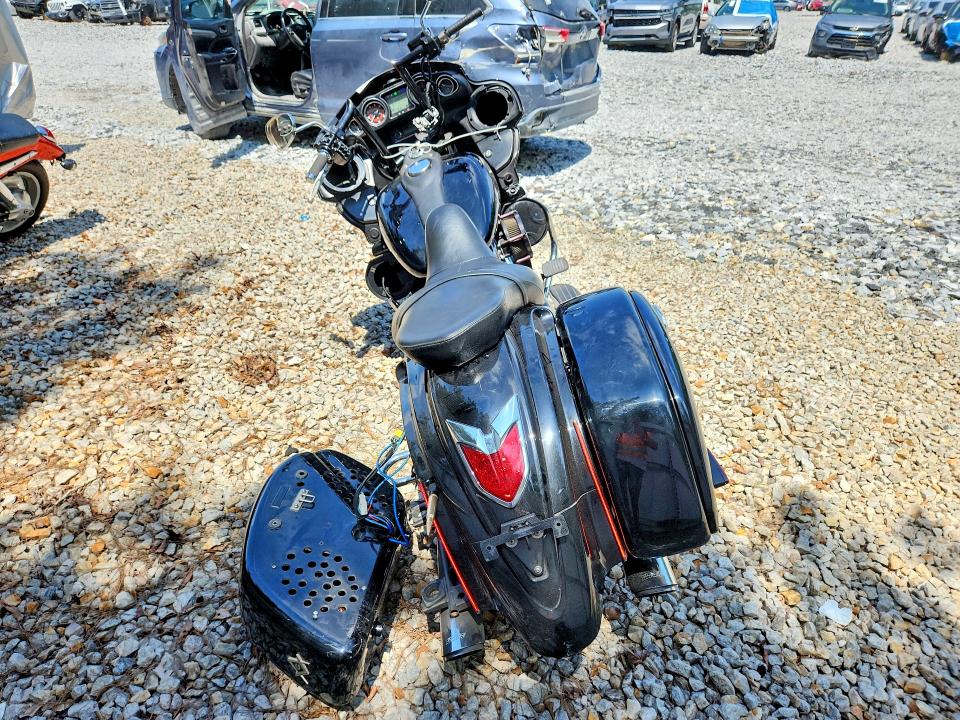 55513076 :رقم المزاد ، JKBVNRJ1XBA002473 vin ، 2011 Kawasaki Vn1700 مزاد بيع