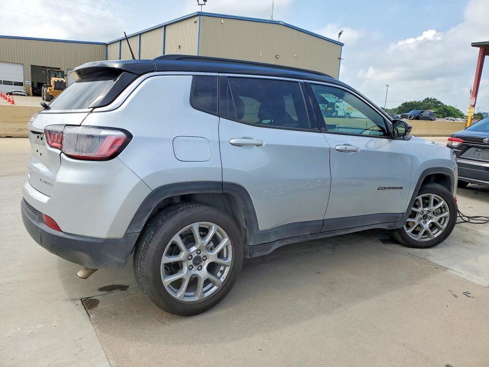 55843846 :رقم المزاد ، 3C4NJDCN4ST505062 vin ، 2025 Jeep Compass مزاد بيع