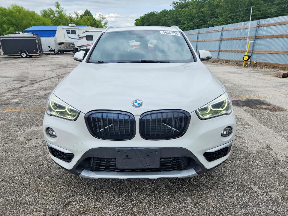 56055256 :رقم المزاد ، WBXHT3C32H5F78977 vin ، 2017 Bmw X1 مزاد بيع
