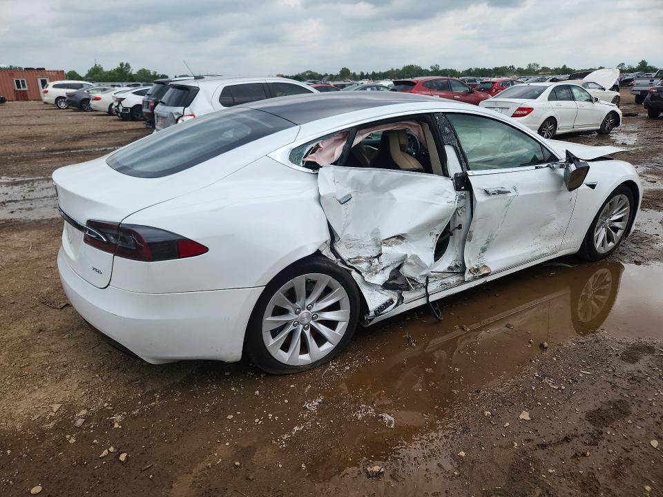 Продажа на аукционе авто 2017 Tesla Model S, vin: 5YJSA1E24HF191540, номер лота: 56442496