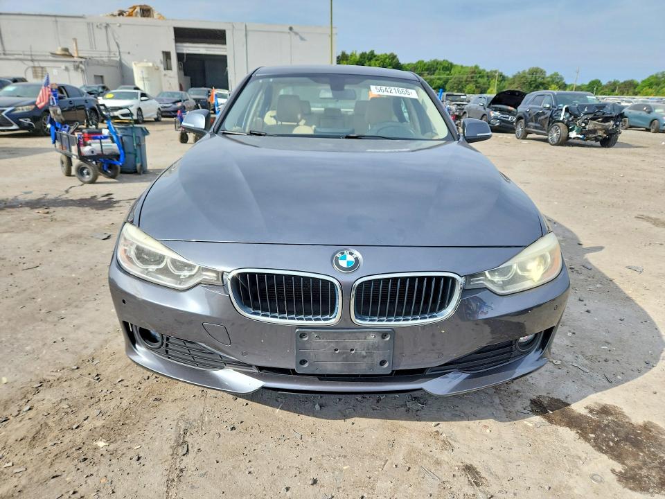 56421666 :رقم المزاد ، WBA3B1C54DK128852 vin ، 2013 Bmw 320 مزاد بيع