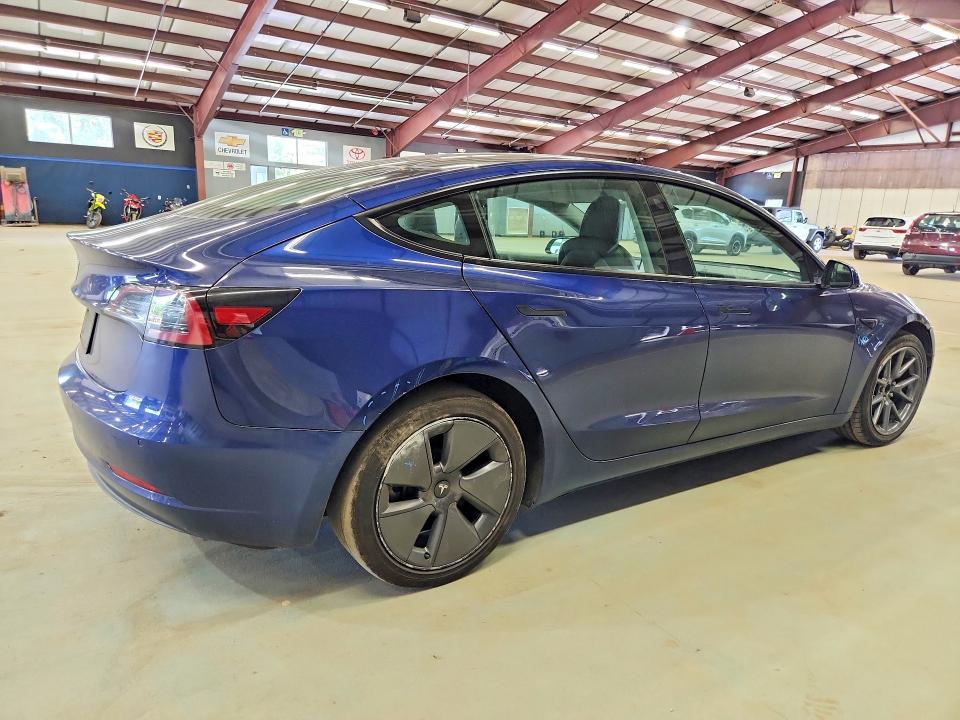 2022 Tesla Model 3 მანქანა იყიდება აუქციონზე, vin: 5YJ3E1EA3NF369756, აუქციონის ნომერი: 56932796