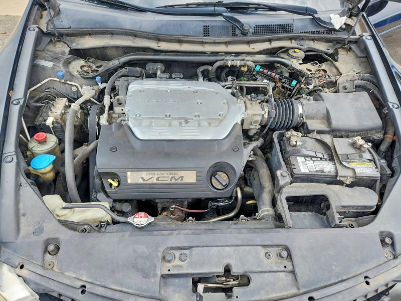 56033336 :رقم المزاد ، 1HGCS2B84CA003988 vin ، 2012 Honda Accord مزاد بيع