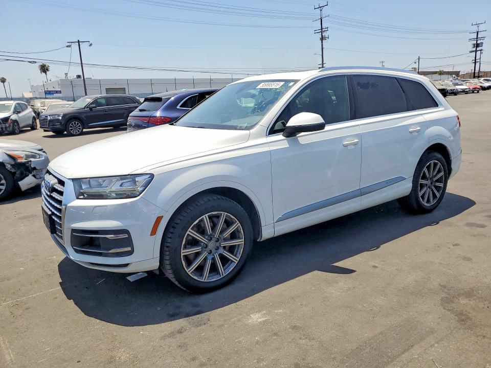 2017 Audi Q7 მანქანა იყიდება აუქციონზე, vin: WA1LAAF76HD025889, აუქციონის ნომერი: 55895516