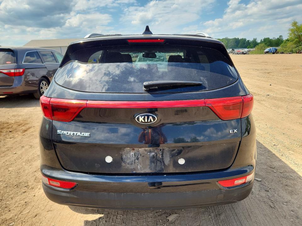 55428596 :رقم المزاد ، KNDPNCAC0H7167133 vin ، 2017 Kia Sportage مزاد بيع