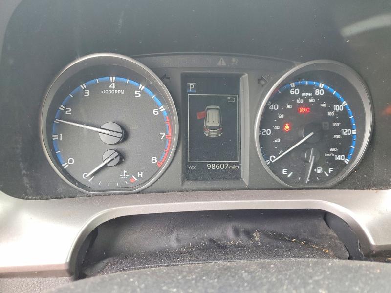 Aukcja sprzedaży 2017 Toyota Rav4, vin: JTMBFREV0HJ136196, numer aukcji: 55669886