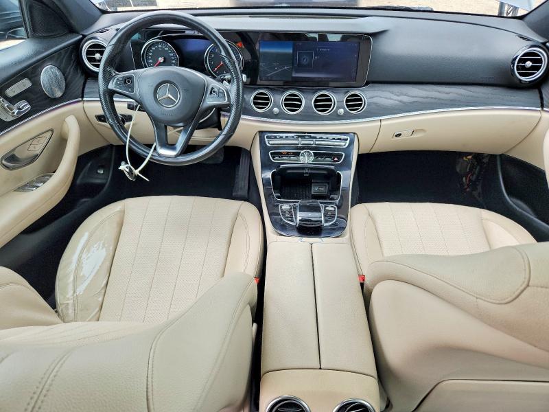 57609896 :رقم المزاد ، WDDZF4KB6HA106072 vin ، 2017 Mercedes-benz E مزاد بيع