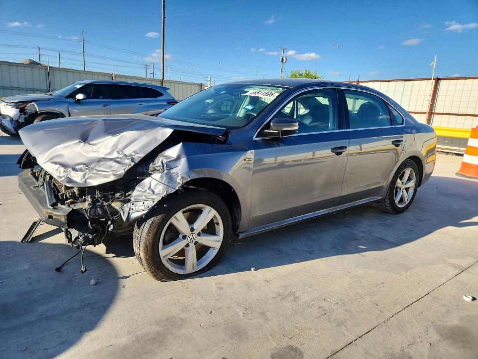 56544596 :رقم المزاد ، 1VWAS7A36FC120387 vin ، 2015 Volkswagen Passat مزاد بيع