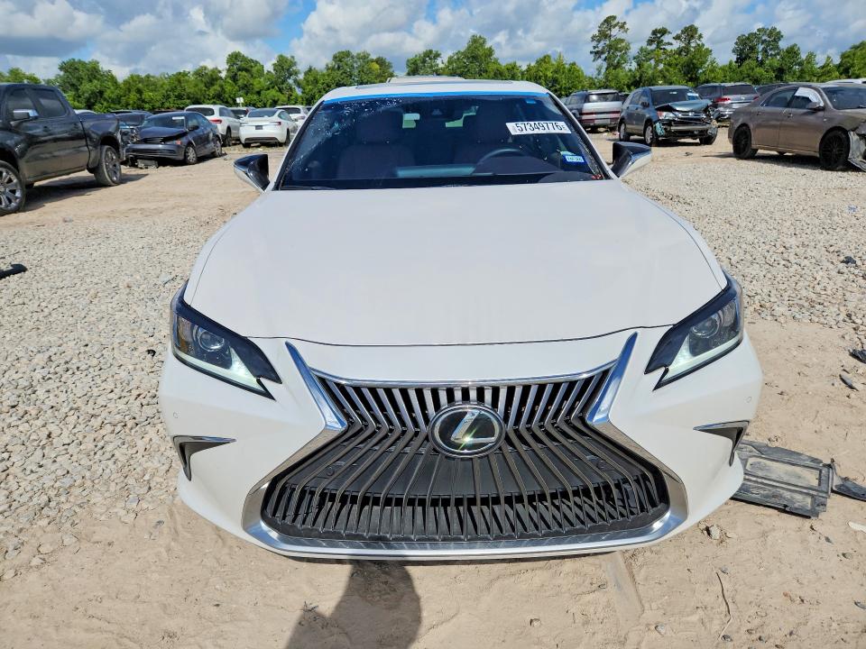 57349776 :رقم المزاد ، 58ABZ1B16KU039041 vin ، 2019 Lexus Es مزاد بيع