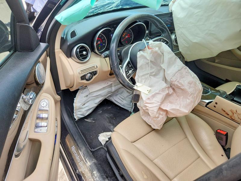 57334686 :رقم المزاد ، W1KWF8DB3LR601475 vin ، 2020 Mercedes-benz C مزاد بيع