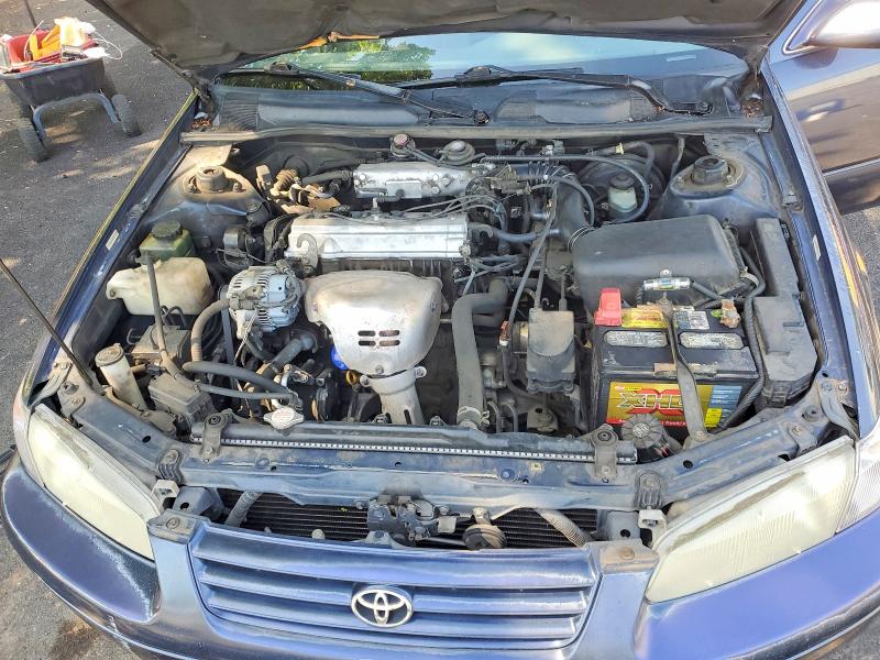 55392656 :رقم المزاد ، JT2BG22K1V0013256 vin ، 1997 Toyota Camry مزاد بيع