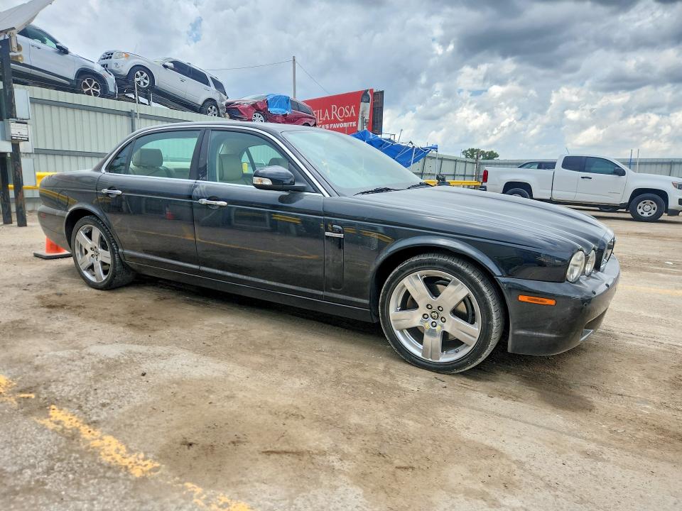 56334526 :رقم المزاد ، SAJWA79B69SH30506 vin ، 2009 Jaguar Xj8 مزاد بيع