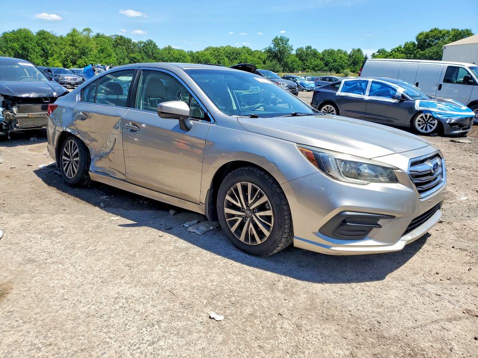 57211746 :رقم المزاد ، 4S3BNAF64K3008003 vin ، 2019 Subaru Legacy مزاد بيع