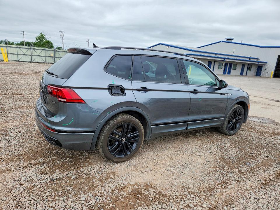 57404206 :رقم المزاد ، 3VV8B7AX8NM126095 vin ، 2022 Volkswagen Tiguan مزاد بيع