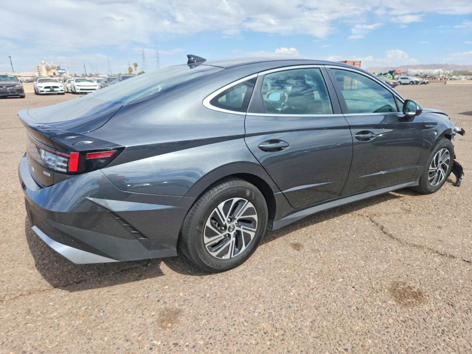 Продажа на аукционе авто 2026 Hyundai Sonata Hybrid, vin: KMHL24JJ3TA148806, номер лота: 59002136