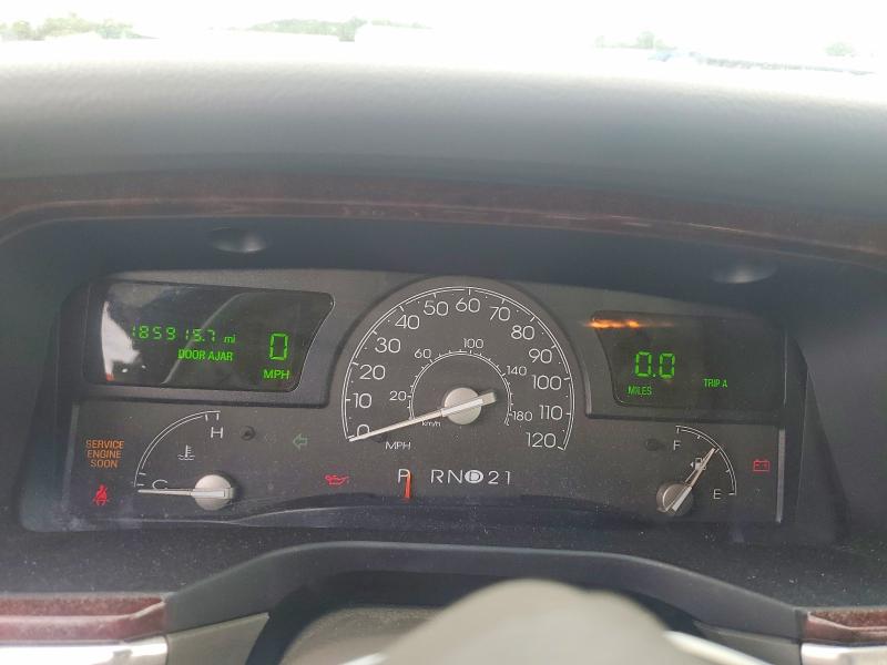 Продаж на аукціоні авто 2005 Lincoln Town Car, vin: 1LNHM82W85Y643529, номер лоту: 57397296