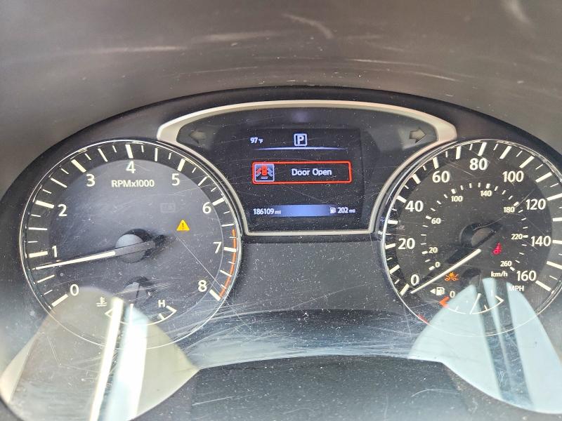 2018 Nissan Altima მანქანა იყიდება აუქციონზე, vin: 1N4AL3AP7JC126368, აუქციონის ნომერი: 85456515
