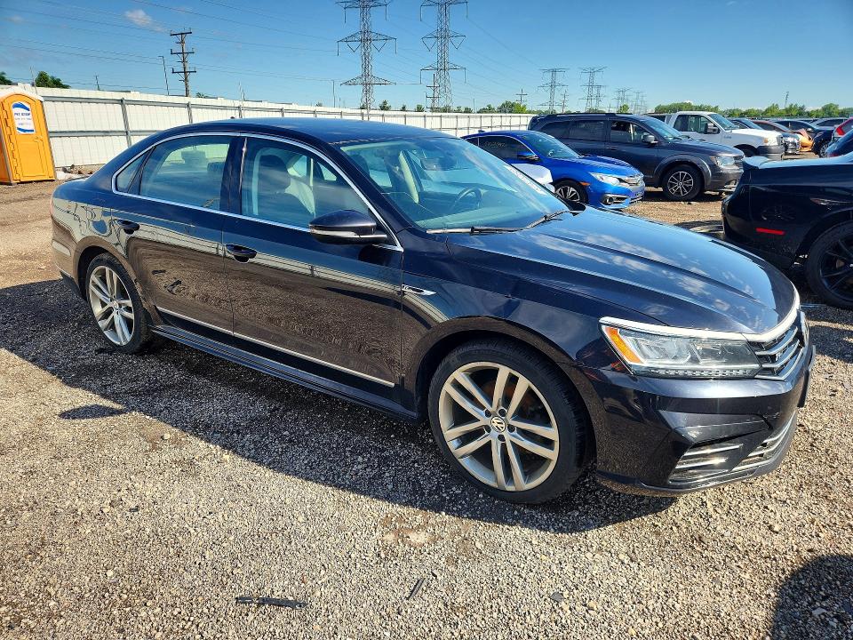 2017 Volkswagen Passat მანქანა იყიდება აუქციონზე, vin: 1VWDT7A36HC078218, აუქციონის ნომერი: 57421266