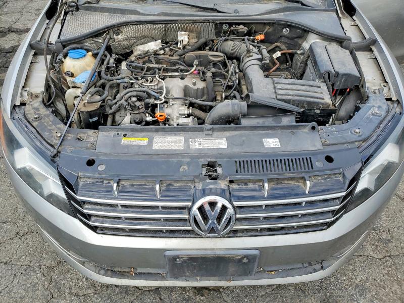 58091196 :رقم المزاد ، 1VWBN7A31DC142242 vin ، 2013 Volkswagen Passat مزاد بيع