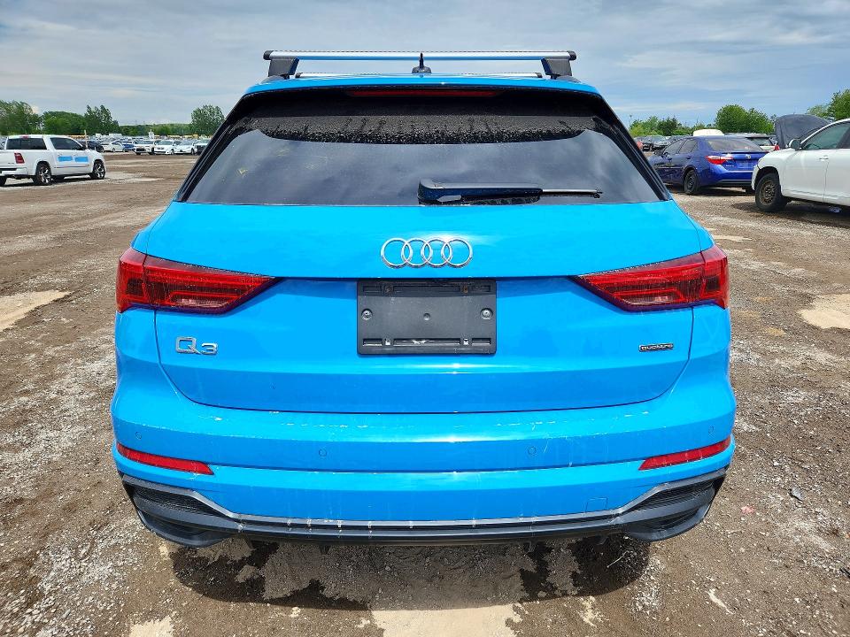 58561826 :رقم المزاد ، WA1EECF30M1002044 vin ، 2021 Audi Q3 مزاد بيع