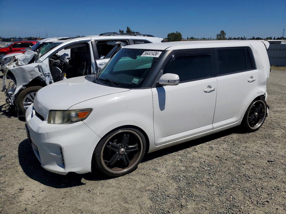 56441436 :رقم المزاد ، JTLZE4FE3FJ082168 vin ، 2015 Scion Xb مزاد بيع