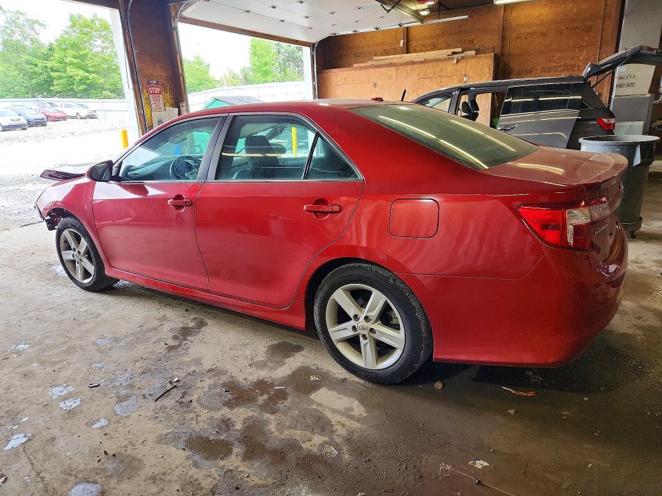 56395156 :رقم المزاد ، 4T1BF1FK0CU555688 vin ، 2012 Toyota Camry مزاد بيع