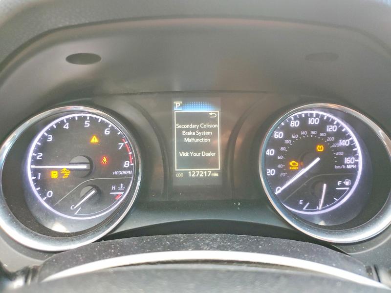 58117246 :رقم المزاد ، 4T1B11HKXKU703968 vin ، 2019 Toyota Camry مزاد بيع