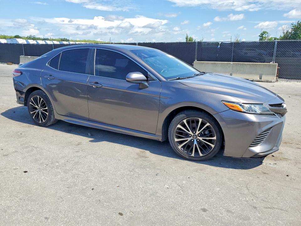 Auction sale of the 2018 Toyota Camry, vin: 4T1B11HK4JU043232, lot number: 58655426