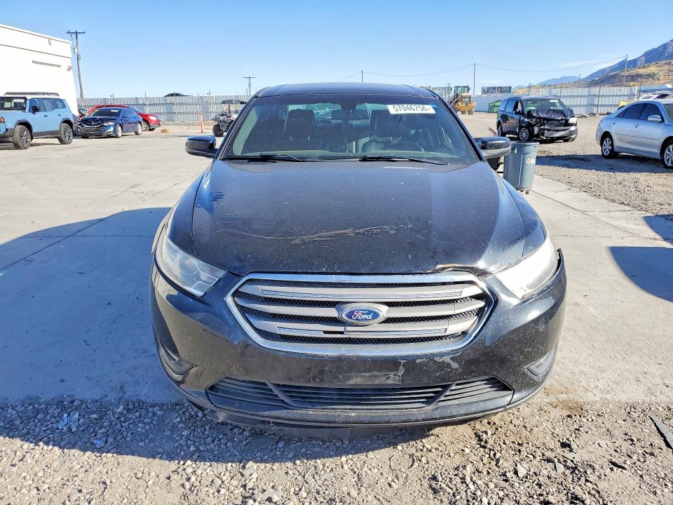 2015 Ford Taurus მანქანა იყიდება აუქციონზე, vin: 1FAHP2E91FG154756, აუქციონის ნომერი: 57046756