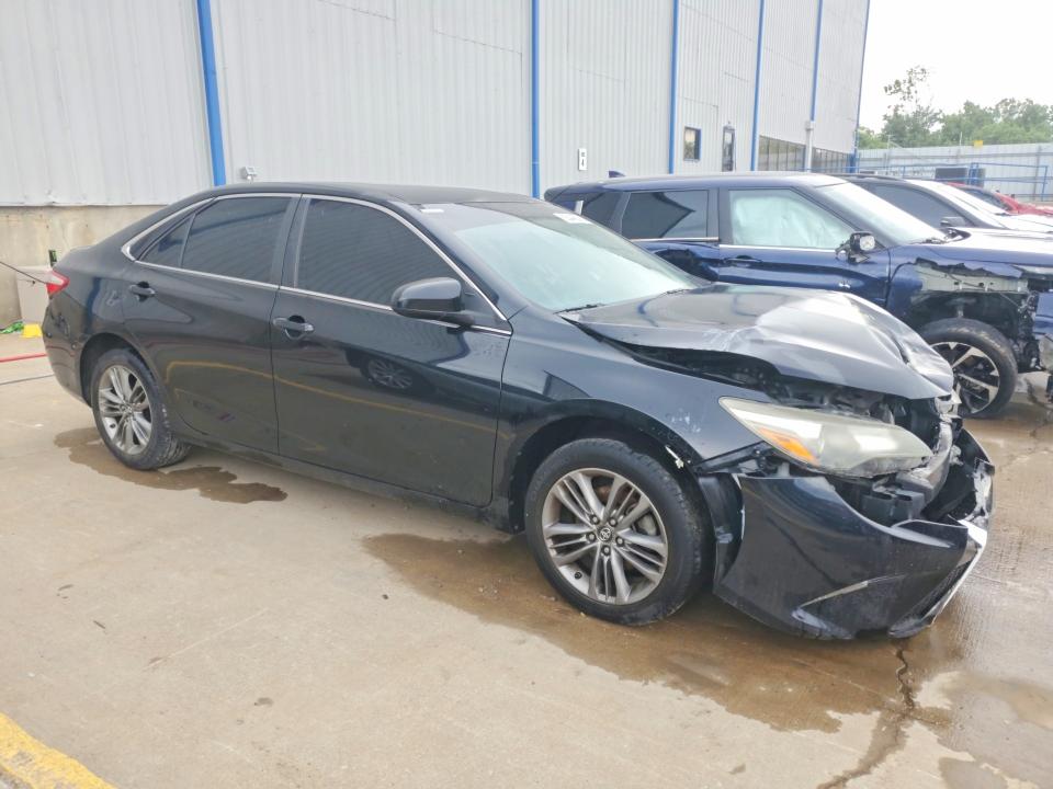55448806 :رقم المزاد ، 4T1BF1FKXGU193634 vin ، 2016 Toyota Camry مزاد بيع