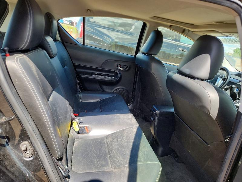 56448826 :رقم المزاد ، JTDKDTB33G1118666 vin ، 2016 Toyota Prius C مزاد بيع