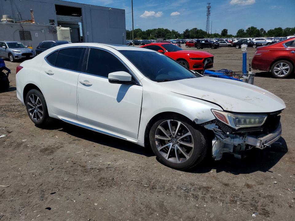 57707496 :رقم المزاد ، 19UUB2F51JA005621 vin ، 2018 Acura Tlx مزاد بيع