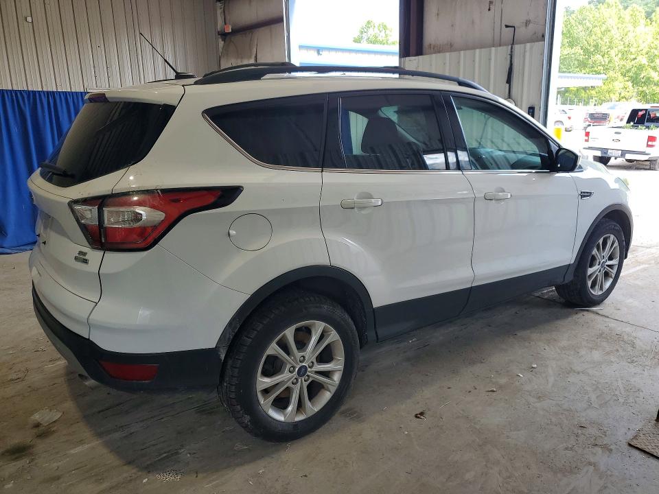 Продажа на аукционе авто 2017 Ford Escape, vin: 1FMCU9GD4HUC30462, номер лота: 56938416
