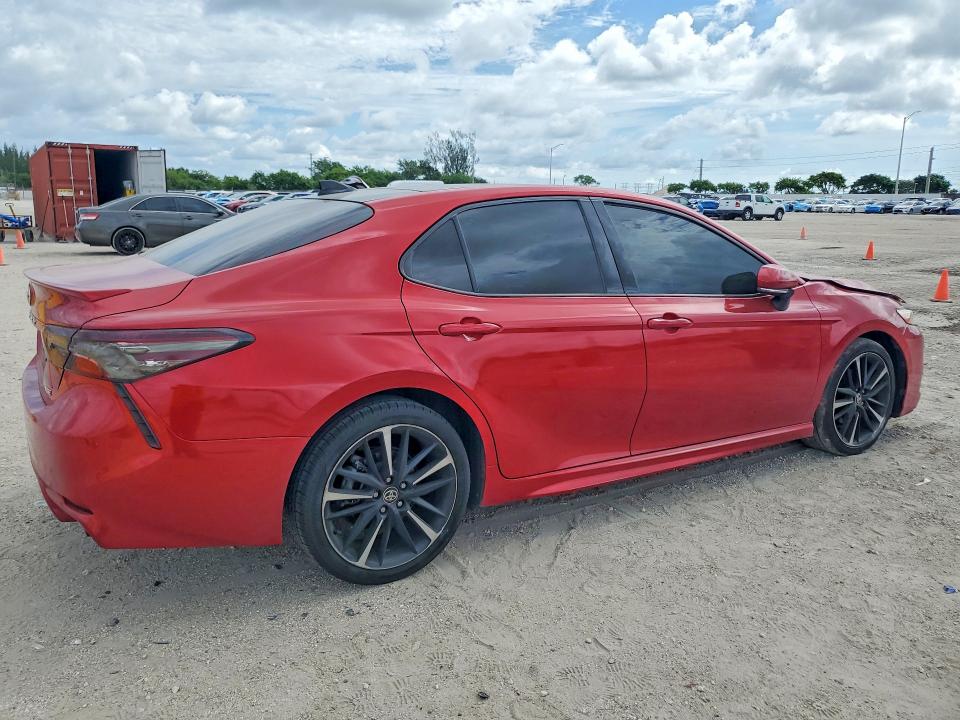 57195676 :رقم المزاد ، 4T1K61AK5LU396755 vin ، 2020 Toyota Camry مزاد بيع