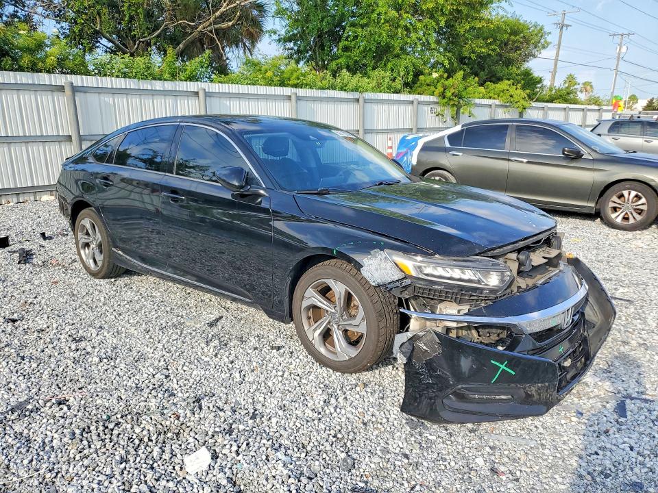 Продаж на аукціоні авто 2018 Honda Accord, vin: 1HGCV2F62JA036033, номер лоту: 59118356