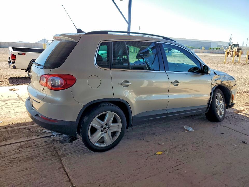 Продаж на аукціоні авто 2010 Volkswagen Tiguan, vin: WVGBV7AX5AW524754, номер лоту: 56274606