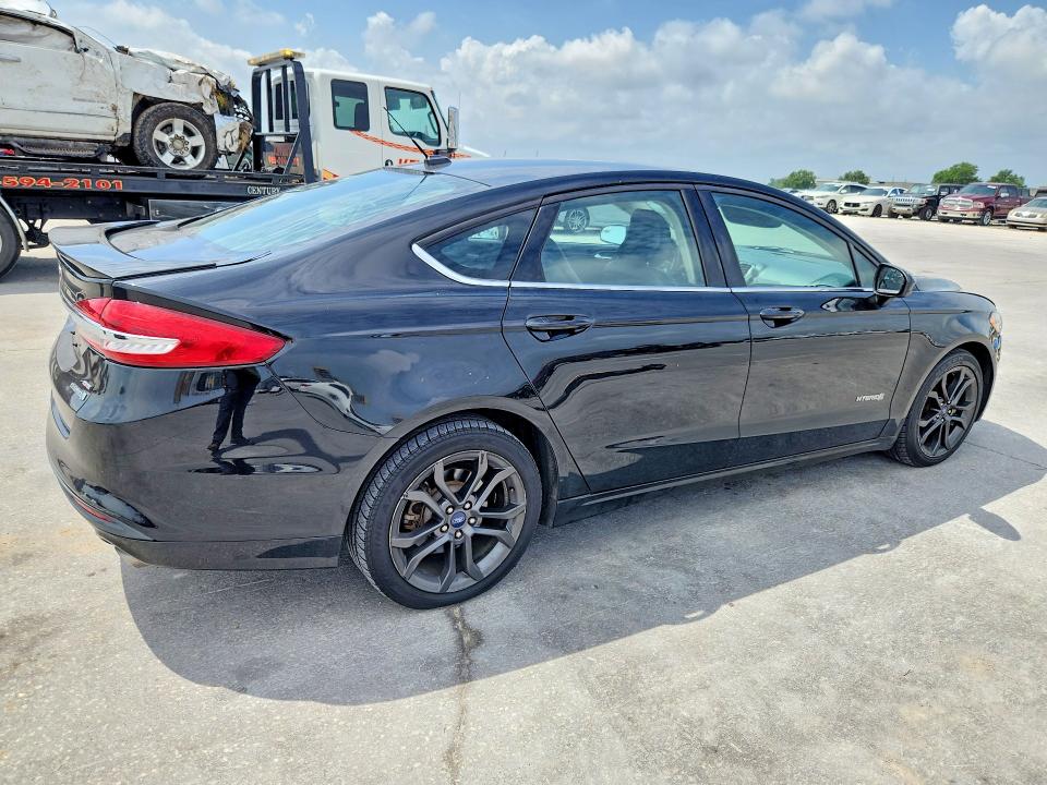 Продажа на аукционе авто 2018 Ford Fusion, vin: 3FA6P0LU1JR124175, номер лота: 58328126