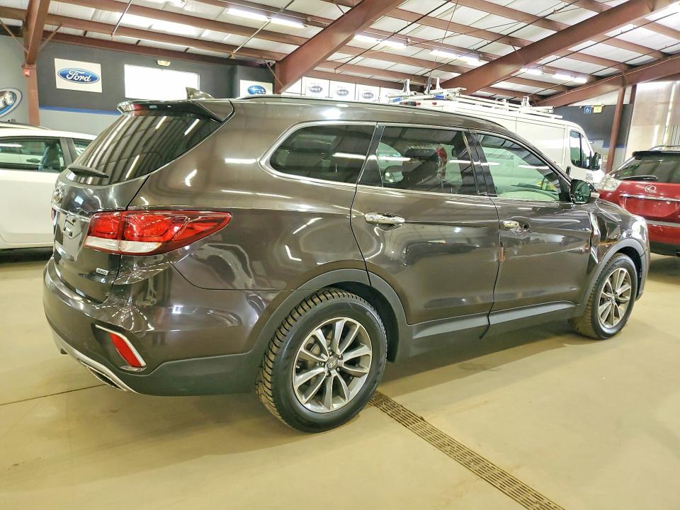 2017 Hyundai Santa Fe მანქანა იყიდება აუქციონზე, vin: KM8SNDHF8HU169306, აუქციონის ნომერი: 57193276