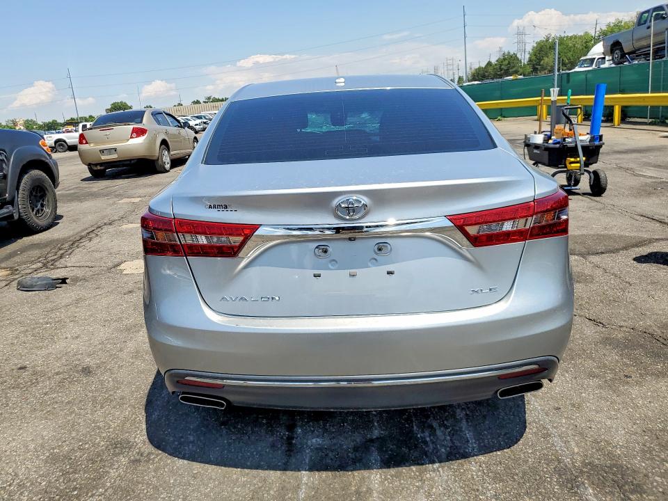 2018 Toyota Avalon მანქანა იყიდება აუქციონზე, vin: 4T1BK1EB5JU281964, აუქციონის ნომერი: 58432576