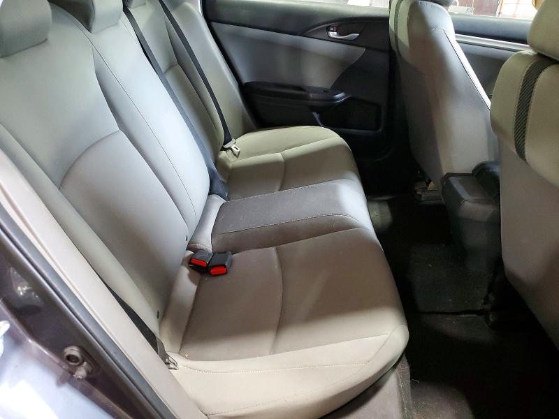 57537786 :رقم المزاد ، 19XFC2F52JE200855 vin ، 2018 Honda Civic مزاد بيع