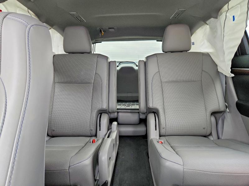 58575816 :رقم المزاد ، 5TDDKRFH8GS307811 vin ، 2016 Toyota Highlander مزاد بيع
