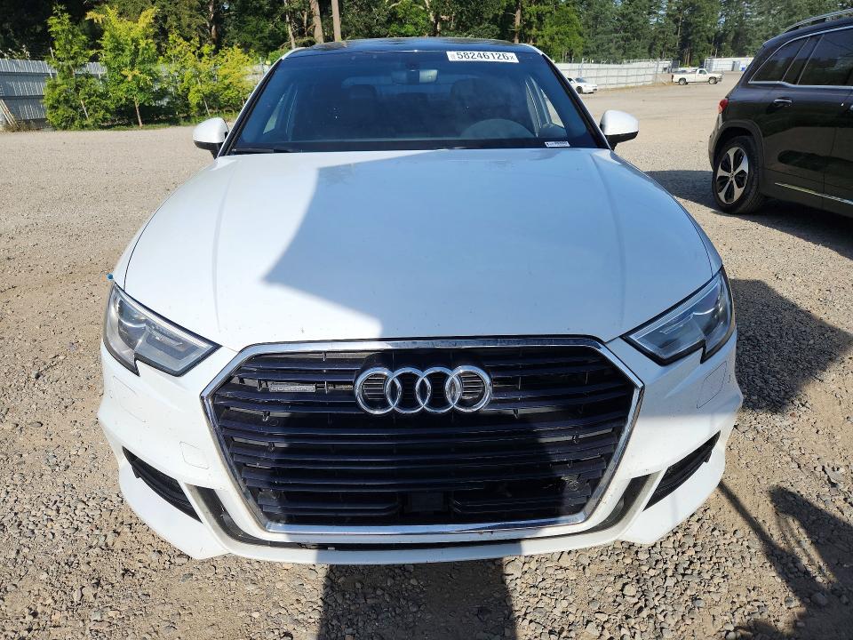 58246126 :رقم المزاد ، WAUJ8GFFXH1079777 vin ، 2017 Audi A3 مزاد بيع