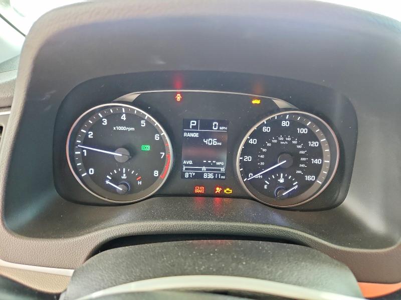 2017 Hyundai Elantra მანქანა იყიდება აუქციონზე, vin: 5NPD74LF3HH185339, აუქციონის ნომერი: 57134176