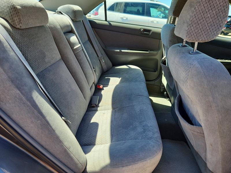 56546466 :رقم المزاد ، 4T1BE32K14U901382 vin ، 2004 Toyota Camry مزاد بيع