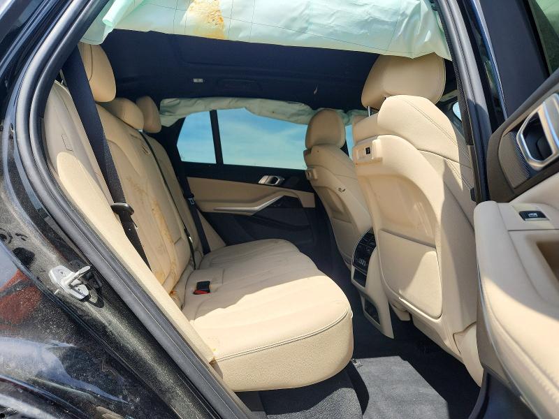 55683146 :رقم المزاد ، 5UXCR6C08M9E88876 vin ، 2021 Bmw X5 مزاد بيع
