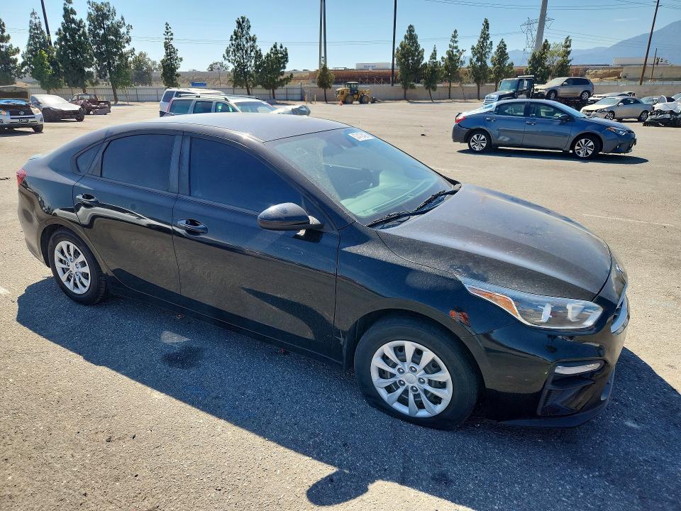 2020 Kia Forte მანქანა იყიდება აუქციონზე, vin: 3KPF24AD9LE173234, აუქციონის ნომერი: 57472426
