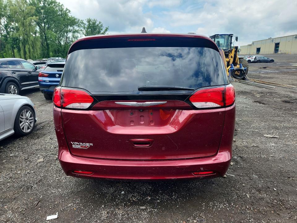 57536766 :رقم المزاد ، 2C4RC1DG6MR533865 vin ، 2021 Chrysler Voyager مزاد بيع